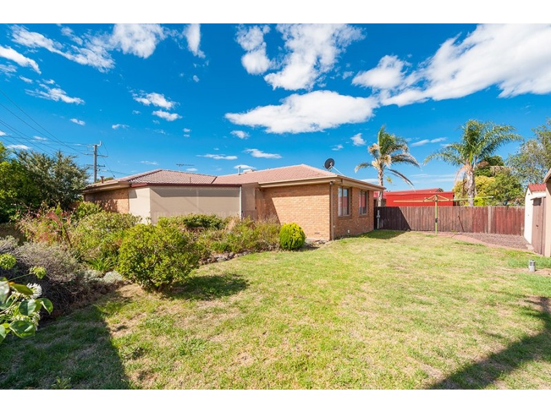 16 Longtown Court, Craigieburn VIC 3064