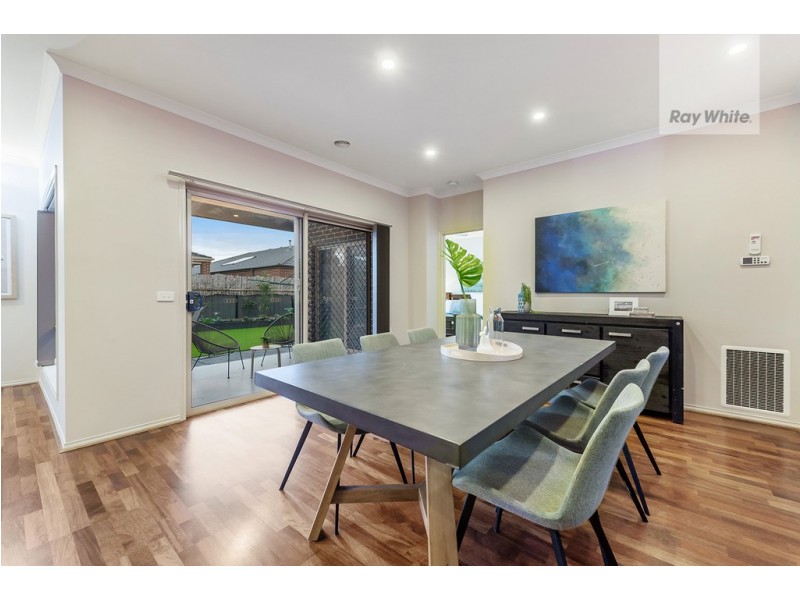 3 Bottlebrush Road, Craigieburn VIC 3064