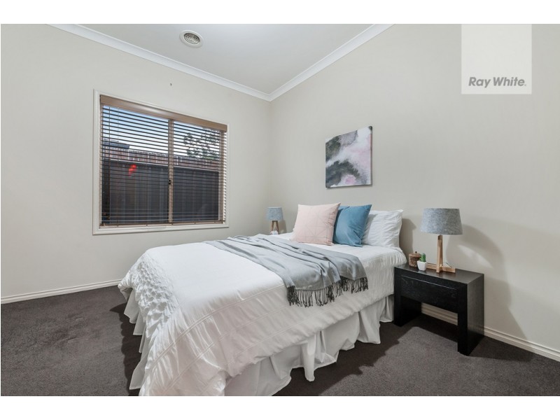 3 Bottlebrush Road, Craigieburn VIC 3064