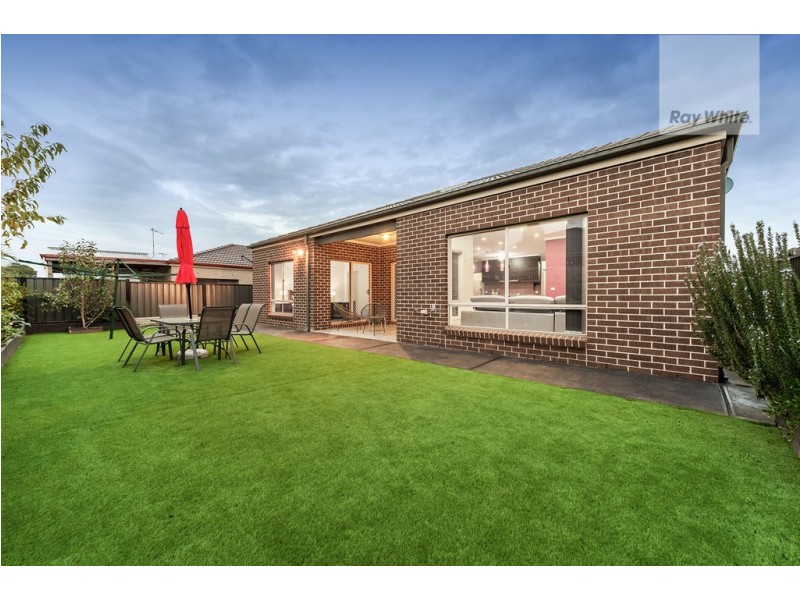 3 Bottlebrush Road, Craigieburn VIC 3064