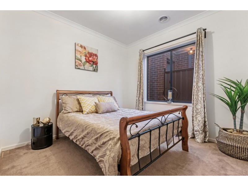 13 Travers Street, Craigieburn VIC 3064