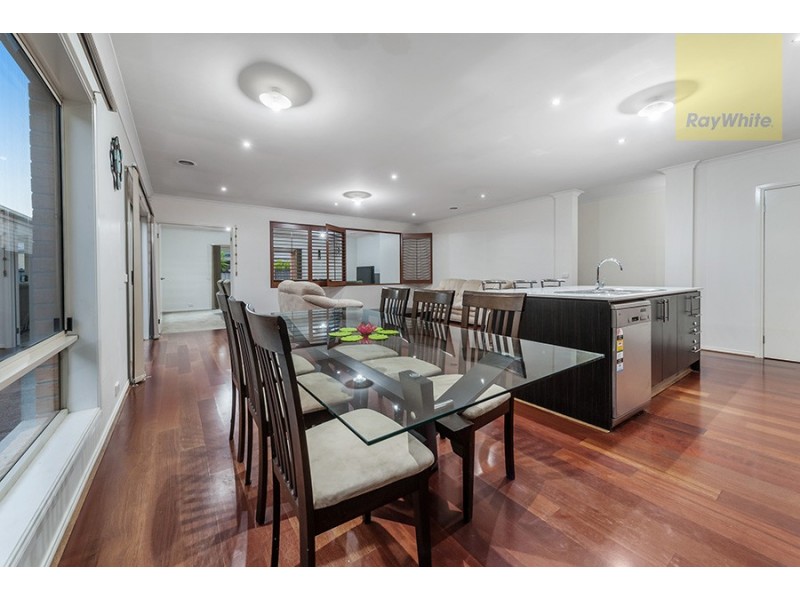 15 Hennessy Street, Craigieburn VIC 3064