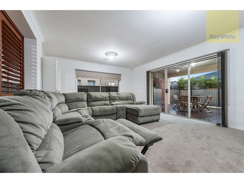15 Hennessy Street, Craigieburn VIC 3064