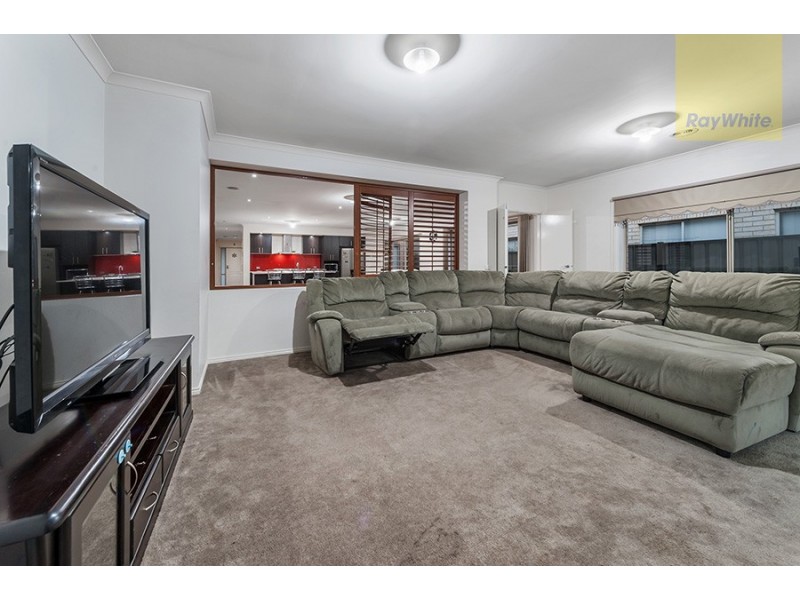 15 Hennessy Street, Craigieburn VIC 3064