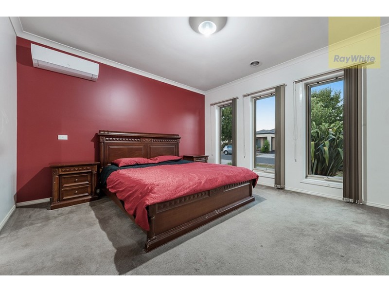15 Hennessy Street, Craigieburn VIC 3064