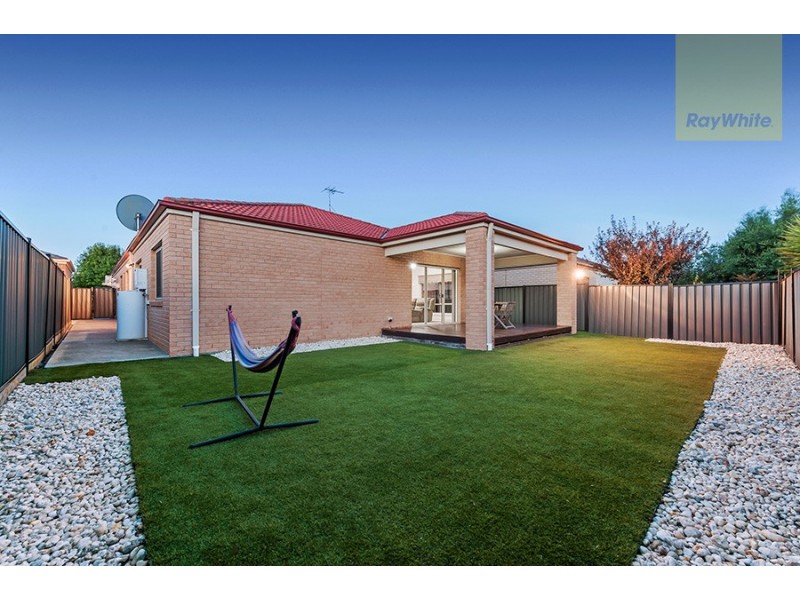 15 Hennessy Street, Craigieburn VIC 3064
