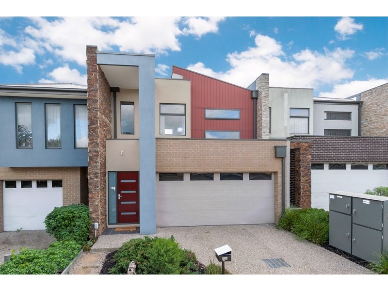 84 Royal Terrace, Craigieburn VIC 3064