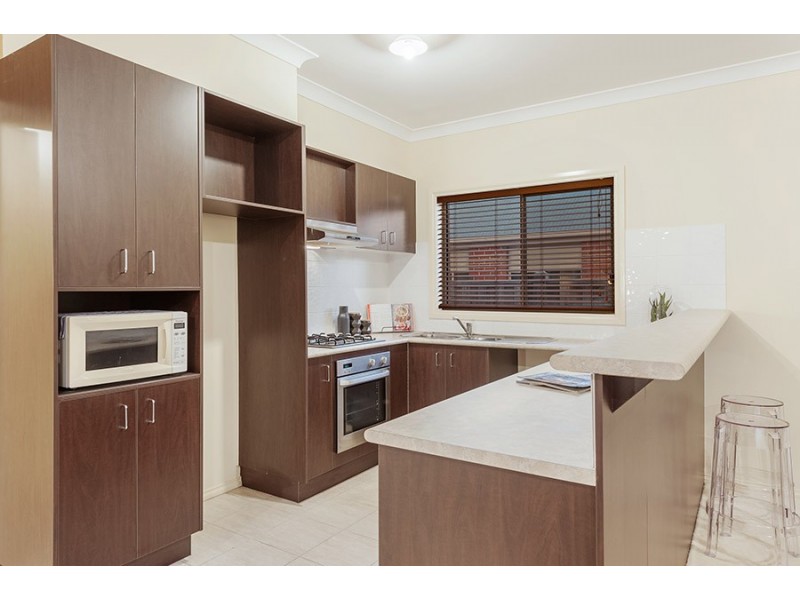 9 Beechville Place, Craigieburn VIC 3064