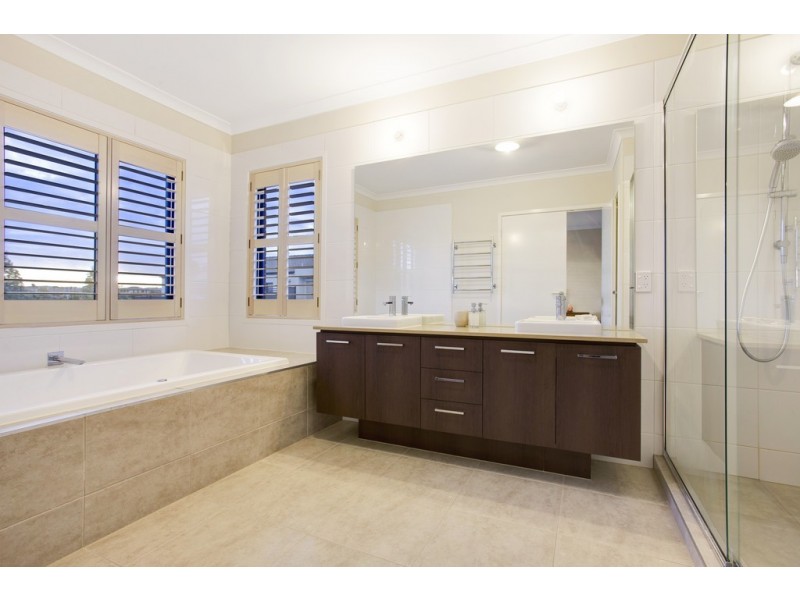 3 Featherpark Way, Craigieburn VIC 3064