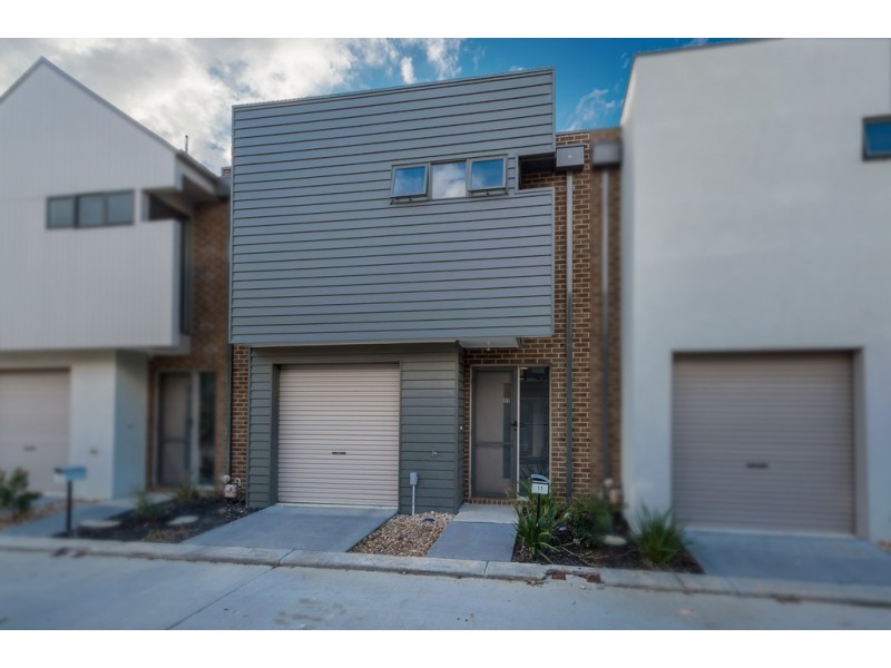 11/24 Healesville Loop, Craigieburn VIC 3064