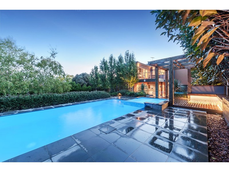 13 Monarch Way, Craigieburn VIC 3064