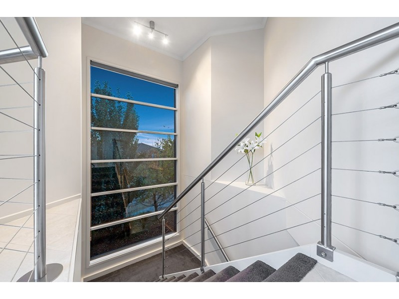 13 Monarch Way, Craigieburn VIC 3064