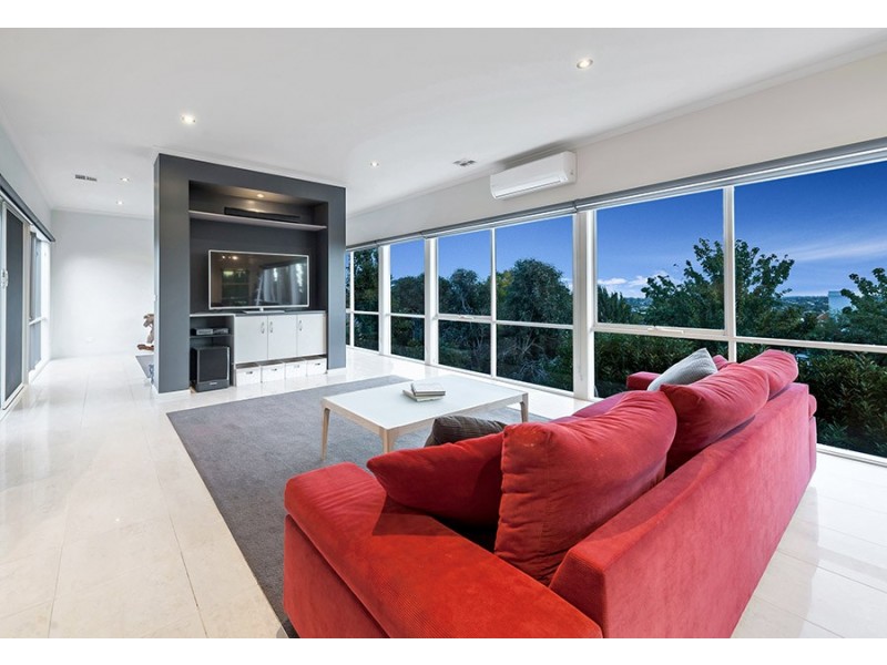 13 Monarch Way, Craigieburn VIC 3064
