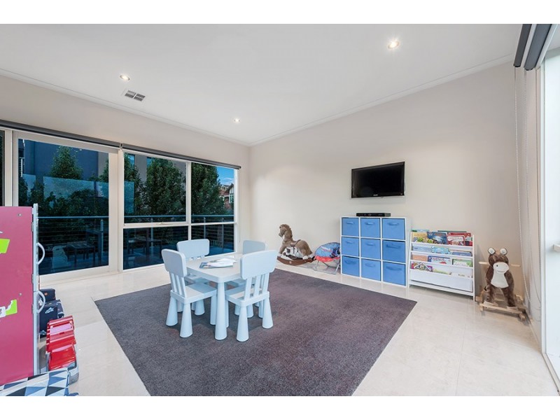 13 Monarch Way, Craigieburn VIC 3064