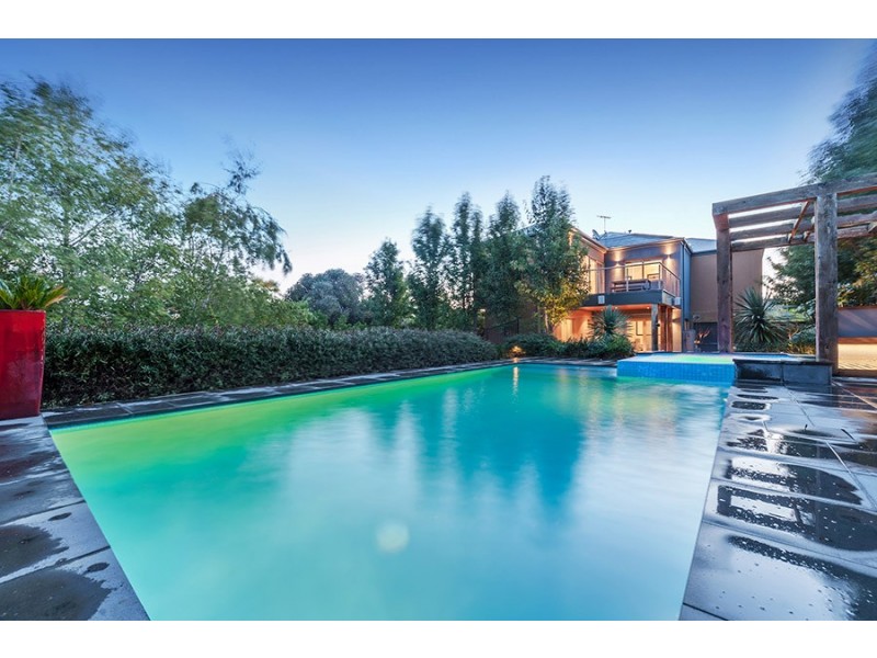 13 Monarch Way, Craigieburn VIC 3064