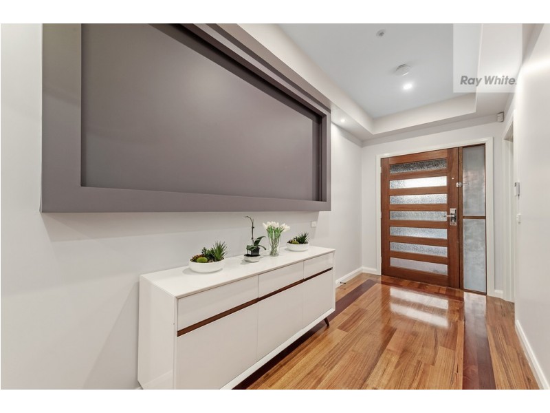 3 Pearce Way, Craigieburn VIC 3064