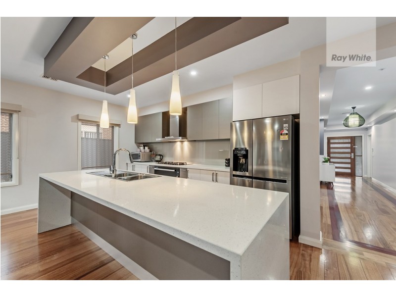 3 Pearce Way, Craigieburn VIC 3064