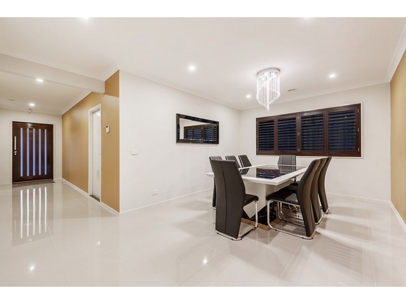 77 Trillium Boulevard, Mickleham VIC 3064