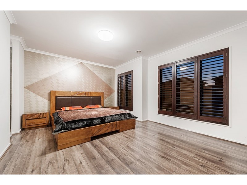 77 Trillium Boulevard, Mickleham VIC 3064