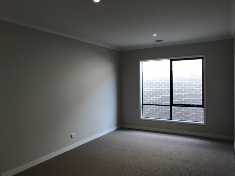 36 Lemon Myrtle Way, Craigieburn VIC 3064