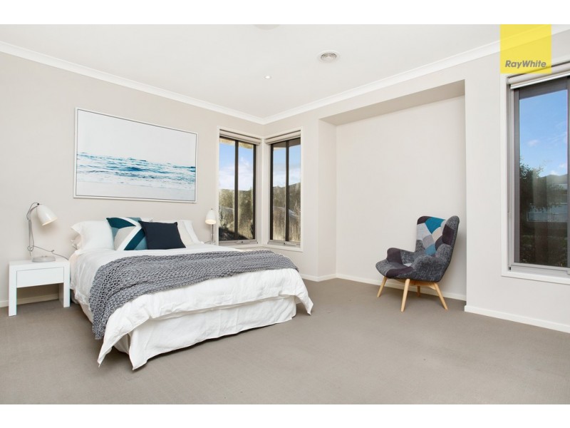 16 Bottlebrush Road, Craigieburn VIC 3064
