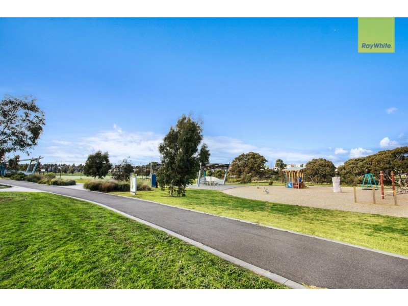 16 Bottlebrush Road, Craigieburn VIC 3064