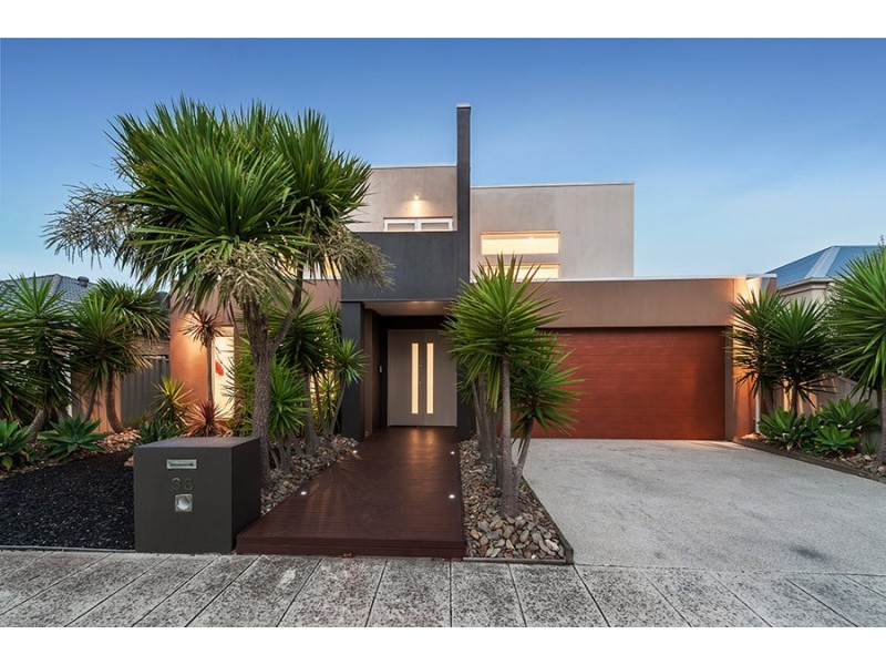 38 Mission Hills Way, Craigieburn VIC 3064