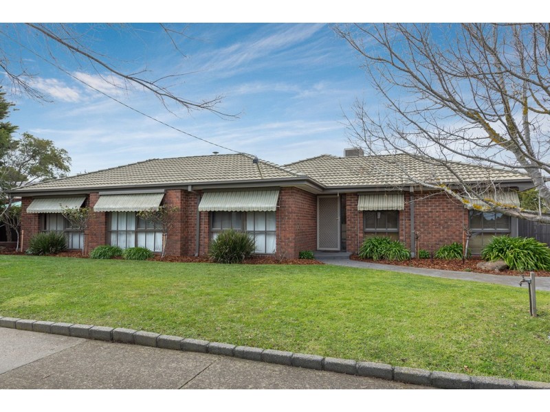28 Cowes Street, Craigieburn VIC 3064