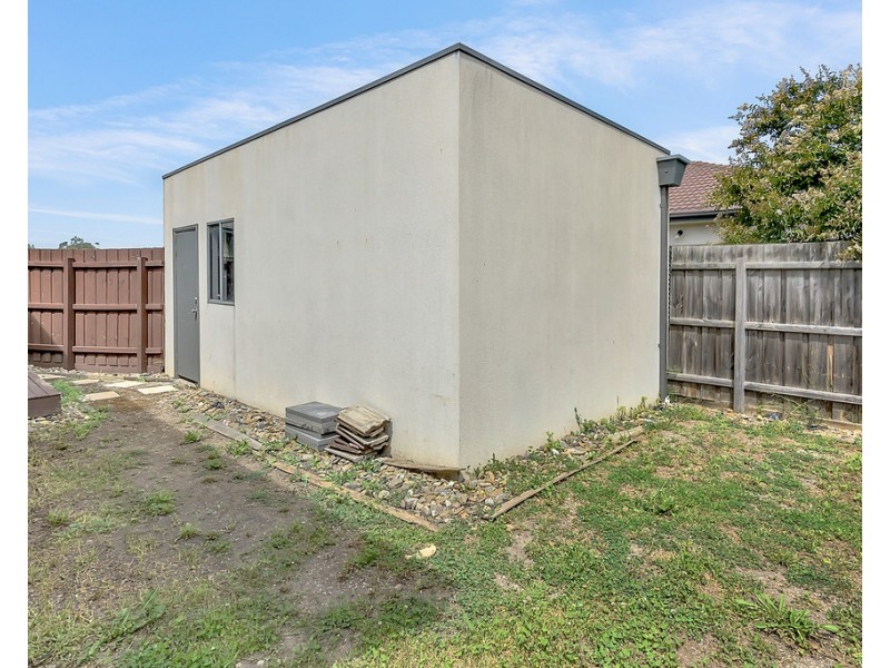 1/137 View Street, Glenroy VIC 3046