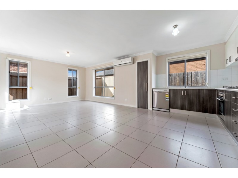 24 Chettam Street, Epping VIC 3076