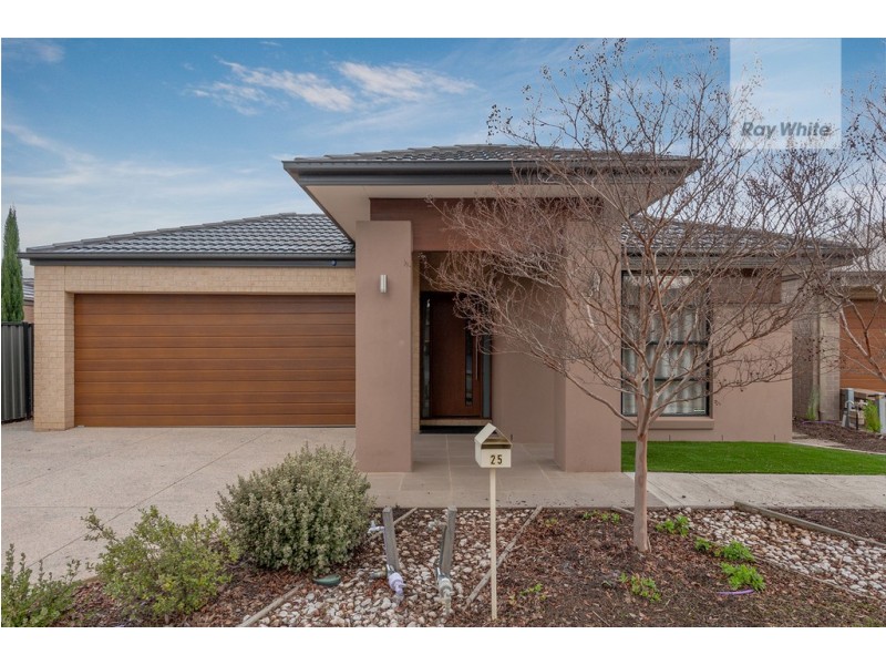 25 Bridgehaven Drive, Craigieburn VIC 3064