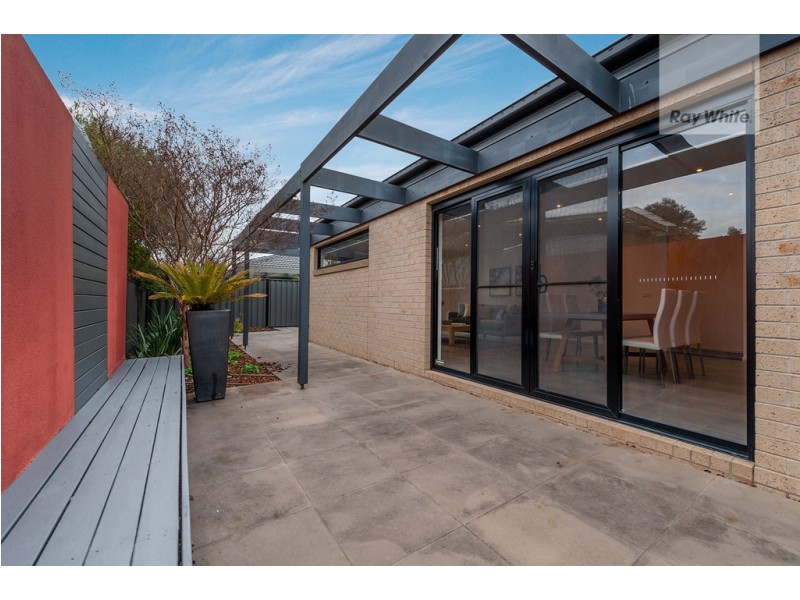 25 Bridgehaven Drive, Craigieburn VIC 3064