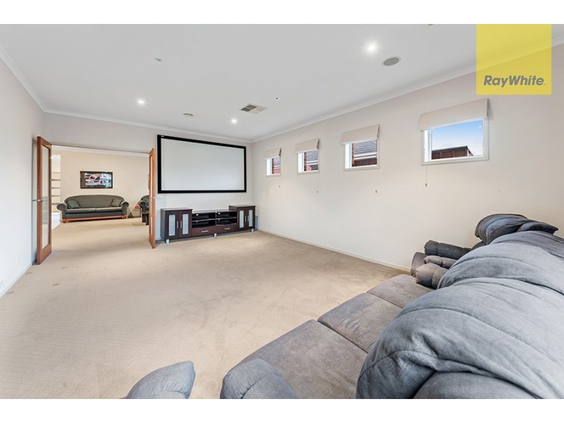 2 St Cloud Green, Craigieburn VIC 3064