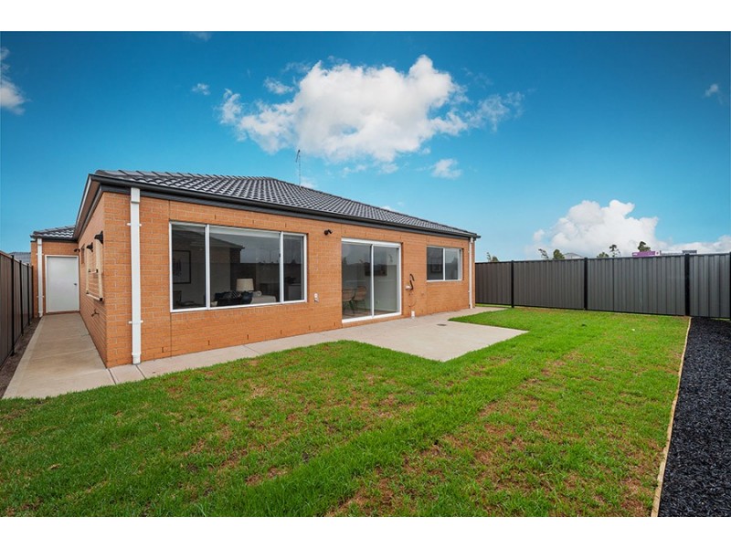 73 Creekbridge Street, Craigieburn VIC 3064