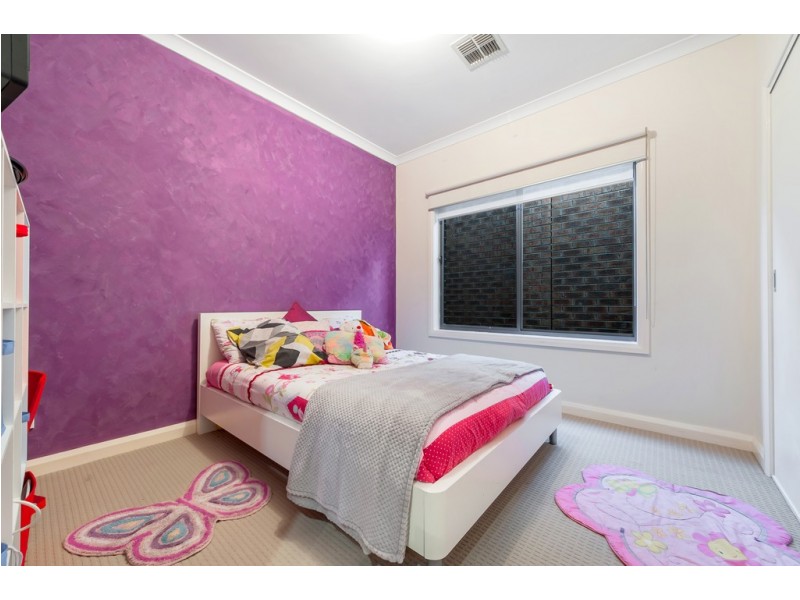 19 Fermont Avenue, Craigieburn VIC 3064