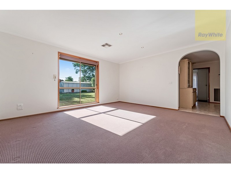 112 Bridgewater Road, Craigieburn VIC 3064