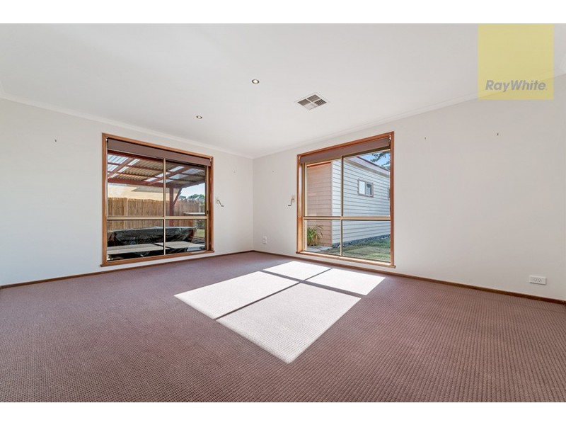 112 Bridgewater Road, Craigieburn VIC 3064