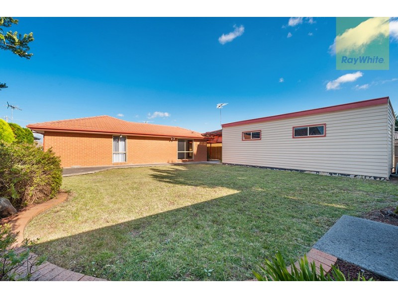 112 Bridgewater Road, Craigieburn VIC 3064