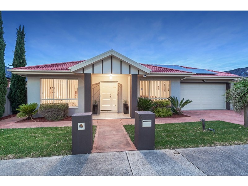 8 Berrima Close, Craigieburn VIC 3064