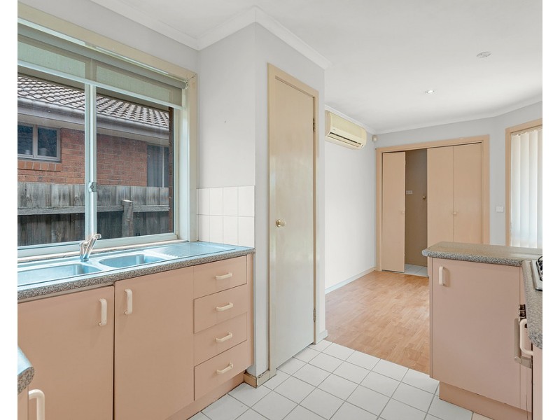 8 Brecon Nook, Craigieburn VIC 3064