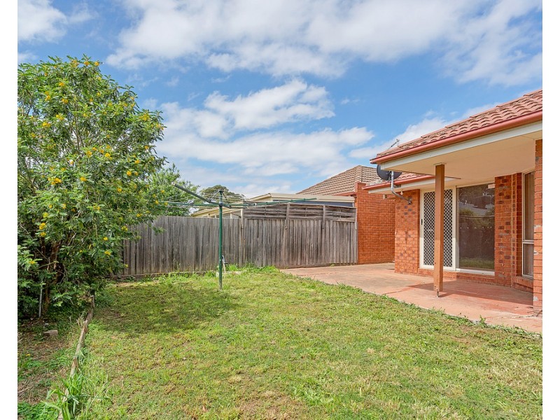 8 Brecon Nook, Craigieburn VIC 3064