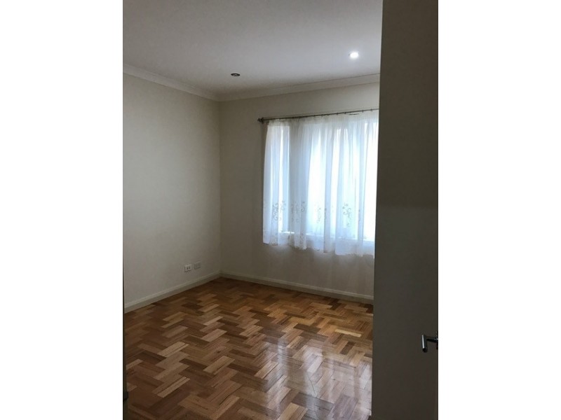 11 Olrig Grove, Craigieburn VIC 3064