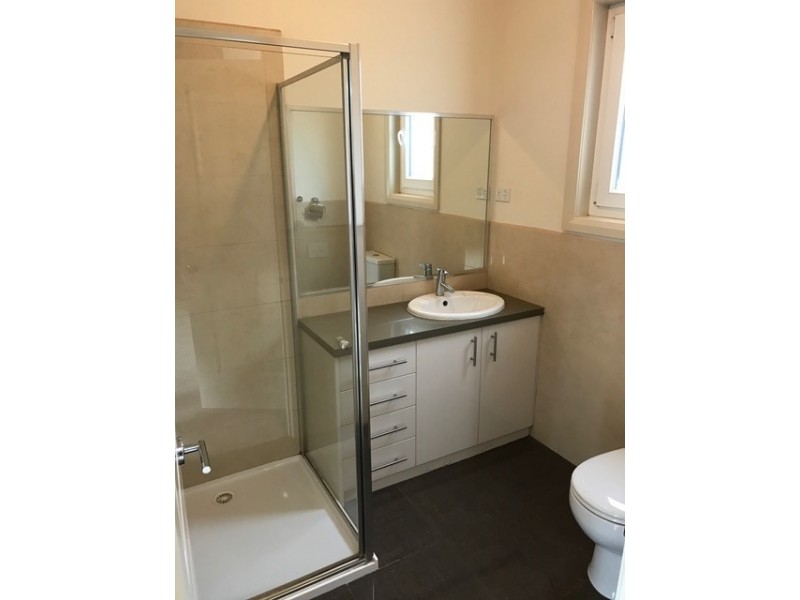 11 Olrig Grove, Craigieburn VIC 3064