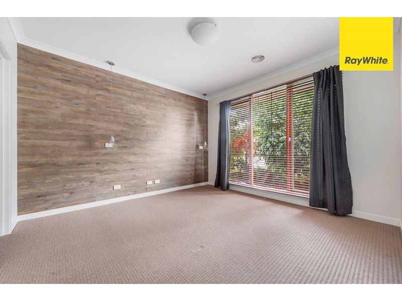 7 Moor Park Drive, Craigieburn VIC 3064