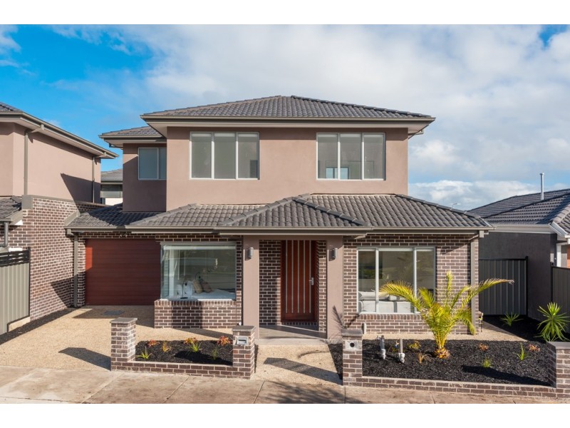 106 Champion Parade, Craigieburn VIC 3064