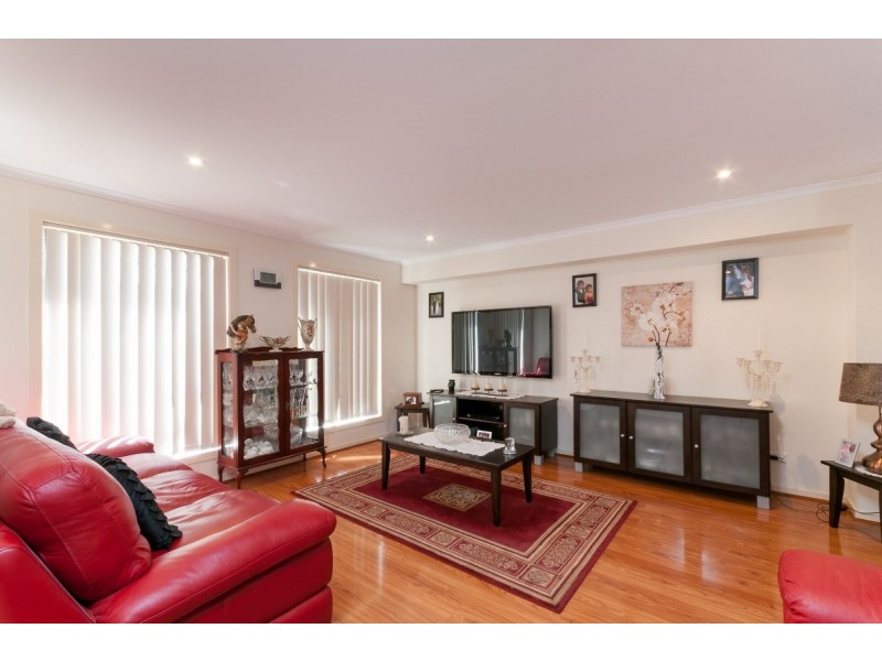 4/35 Hamilton Street, Craigieburn VIC 3064