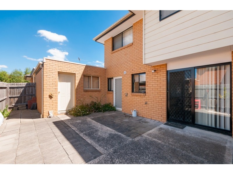 4/35 Hamilton Street, Craigieburn VIC 3064