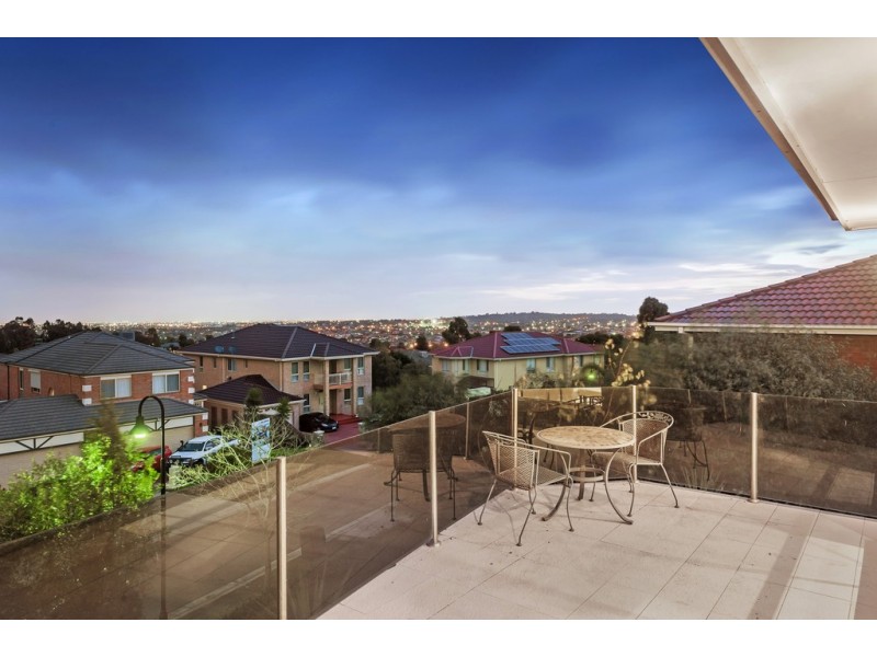 14 Thomas Street, Roxburgh Park VIC 3064