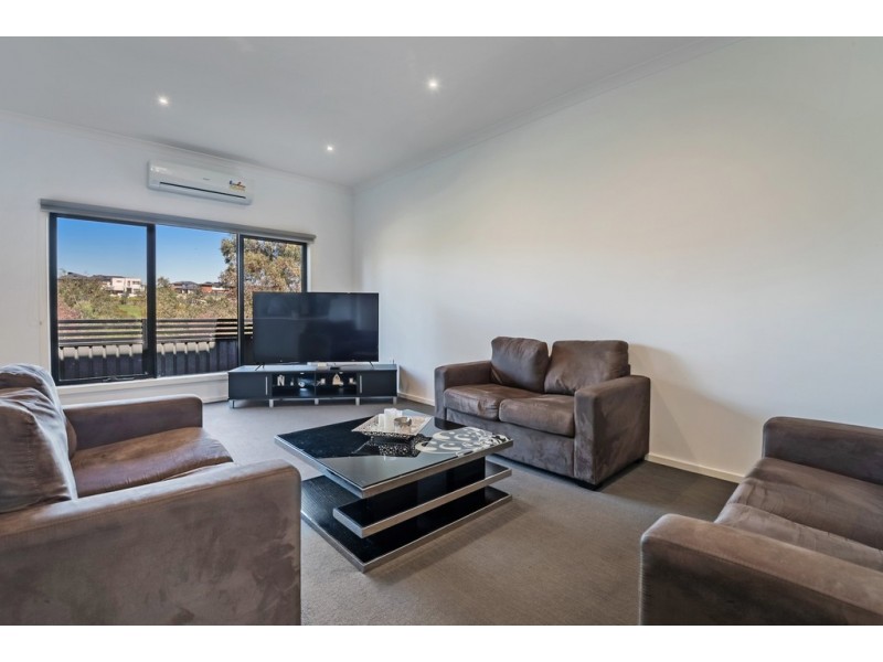 13/38 Mallard Circuit, Craigieburn VIC 3064