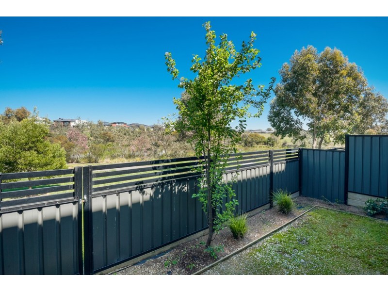 13/38 Mallard Circuit, Craigieburn VIC 3064
